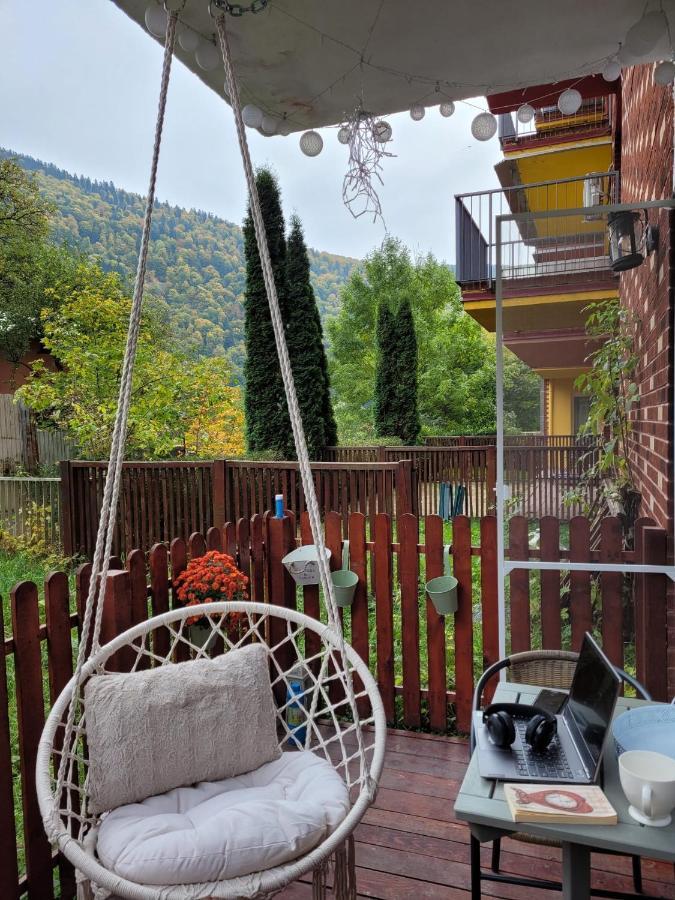 Bubbles Studio Sinaia With Terrace Bagian luar foto